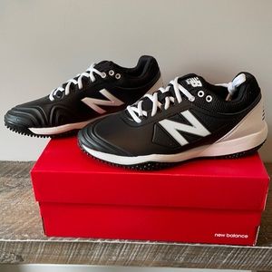 Women’s Softball Turf Shoes